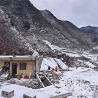 18戶47人被掩埋！采礦導致山體滑坡？